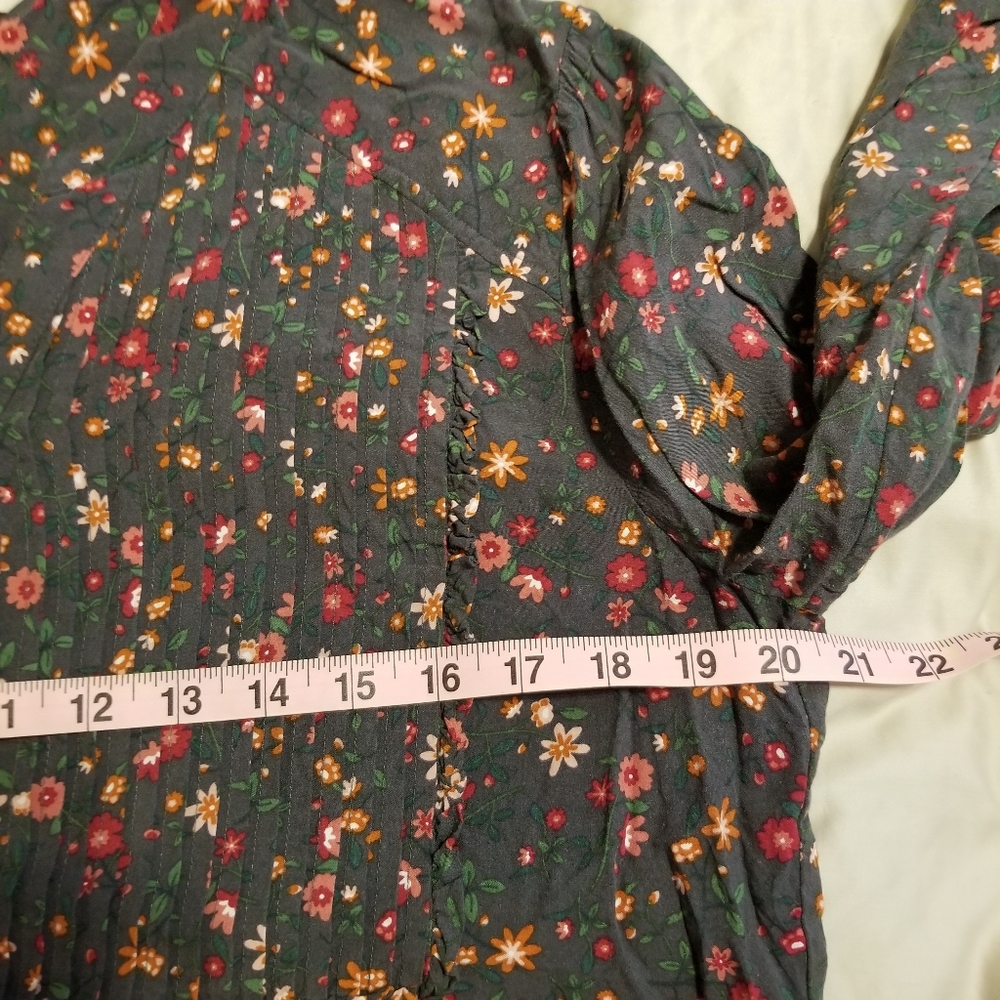 Matilda Jane Afternoon Stroll Floral Pleated Front Semi Button Shirt - Picture 13 of 14